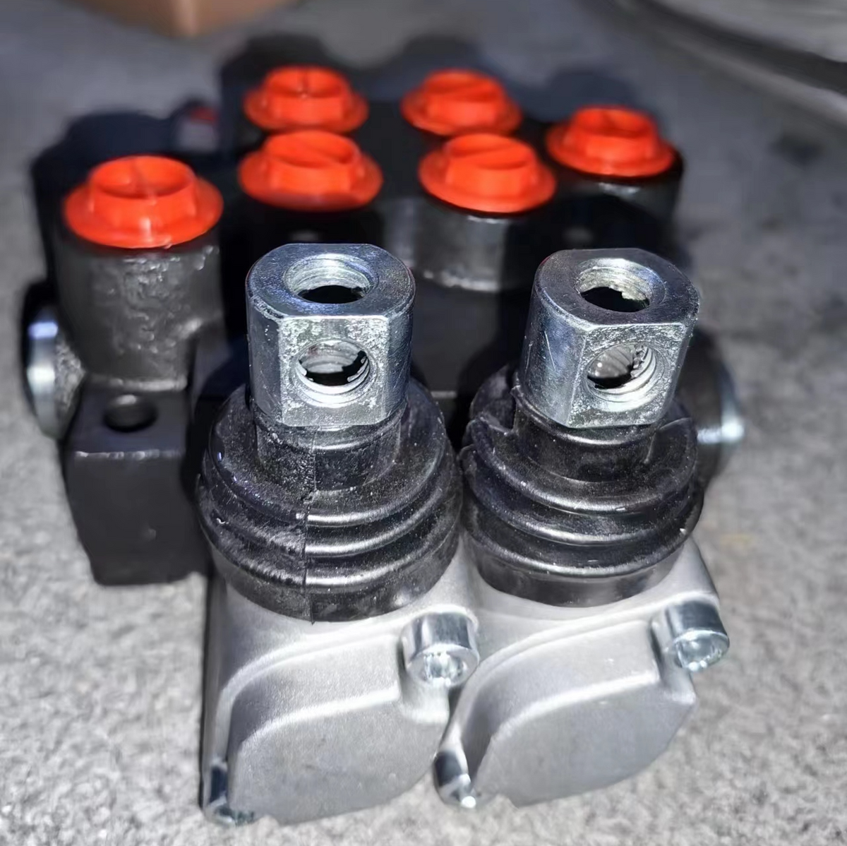 2 Spool Hydraulic Directional Control Valve 11 Gpm, Double Acting Cylinder Spool