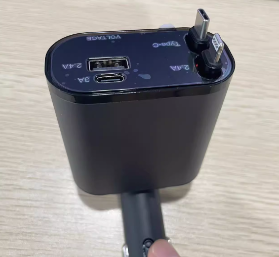 120w 4 IN 1 Retractable Car Fast Charger 2 Cable With USB Type C Port Adapter