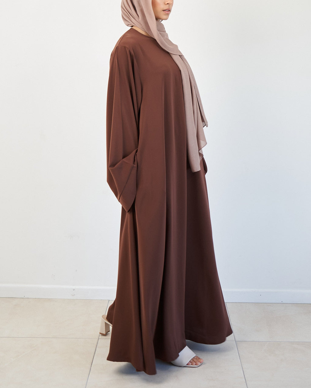 Khatijah Abaya - Coffee