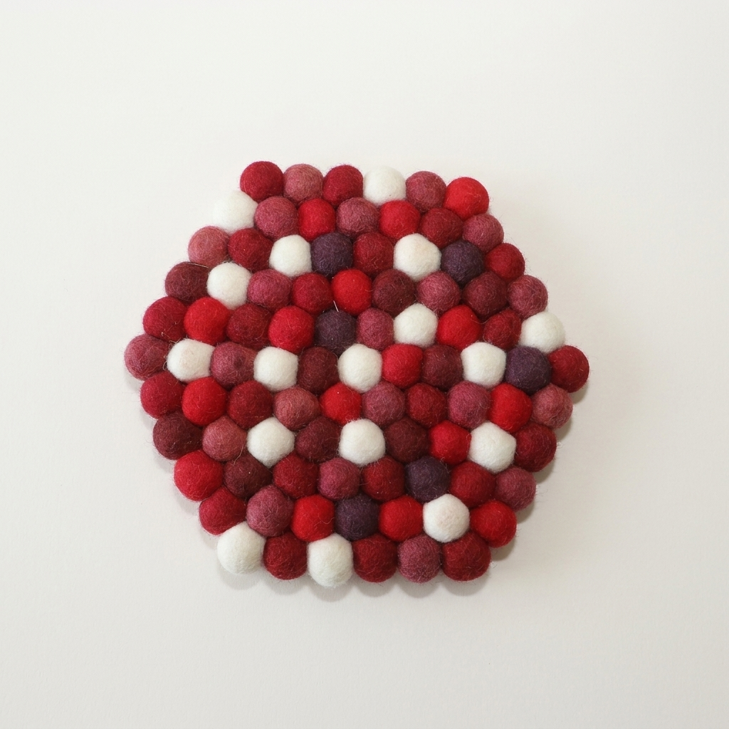 Red Berry Red Wool Felt Trivet Heat Mat – Handmade Pot Mat